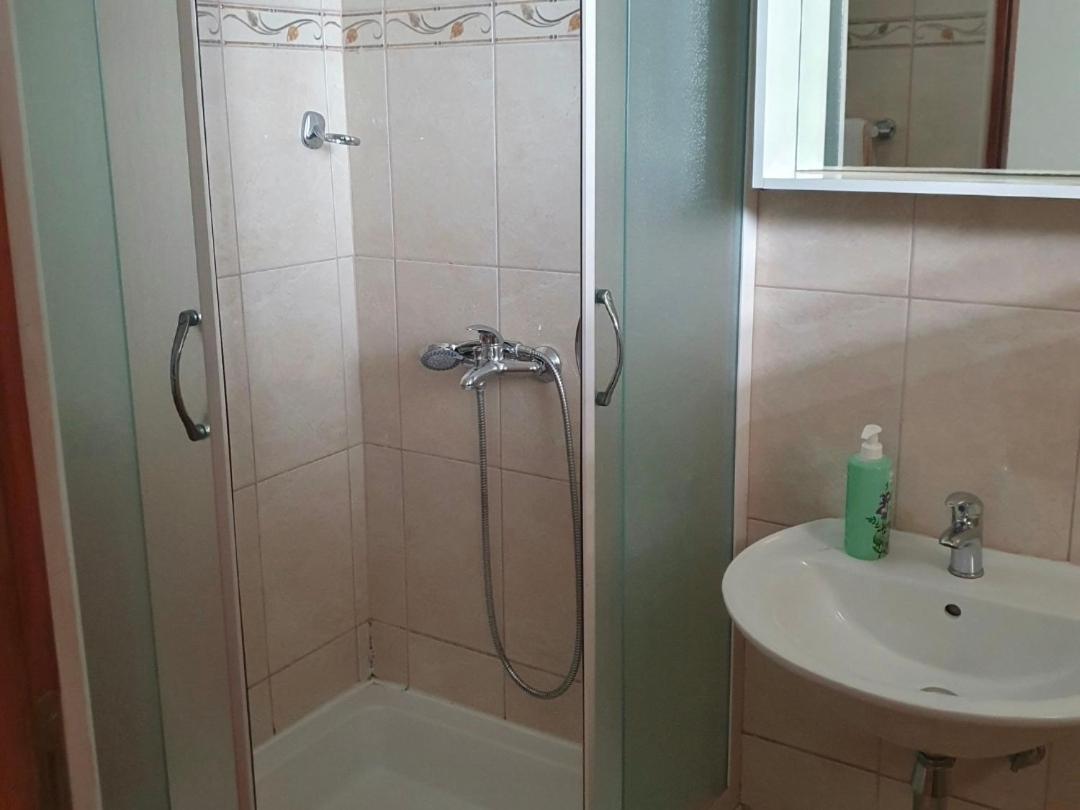 B&B Maestral Rab Rab Town Rom bilde